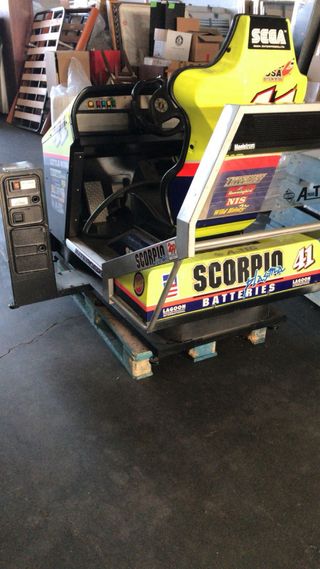 Máquina Recreativa Daytona USA 2 DX