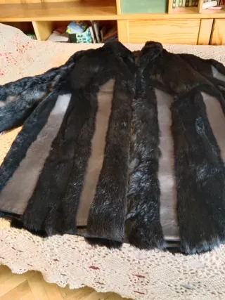 Abrigo piel negro y azul T.48/50