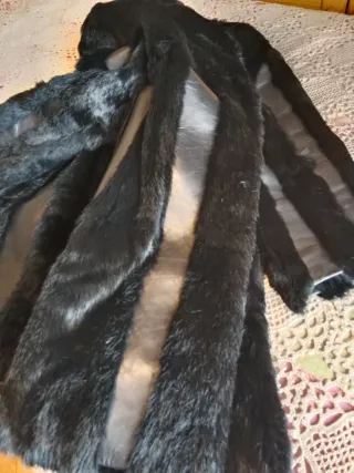 Abrigo piel negro y azul T.48/50