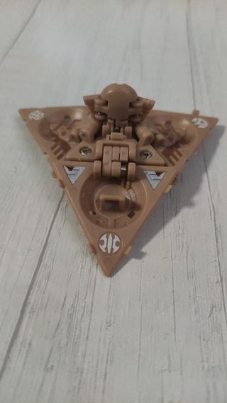 Bakugan Trappola Subterra Triade El Condor