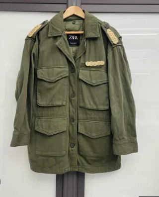 Cazadora militar Zara Talla S