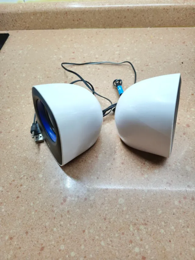 Altavoces PC USB y Jack 3.5mm