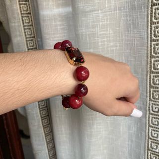 Bracciale con perle Borgogna