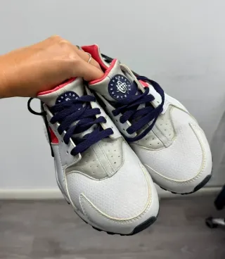 Nike Huarache Donna Taglia 38.5