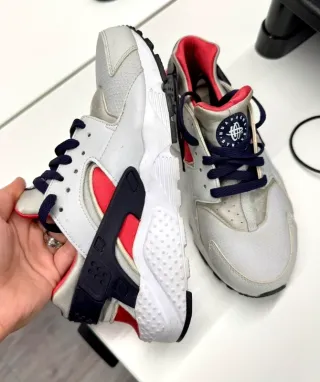 Nike Huarache Donna Taglia 38.5