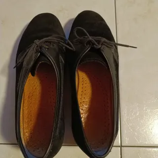 Scarpe scamosciate nere