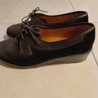 Scarpe scamosciate nere