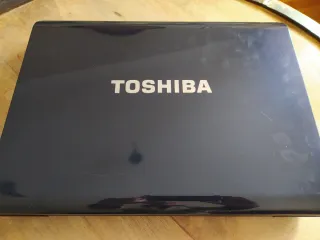 Portátil Toshiba A200 Series