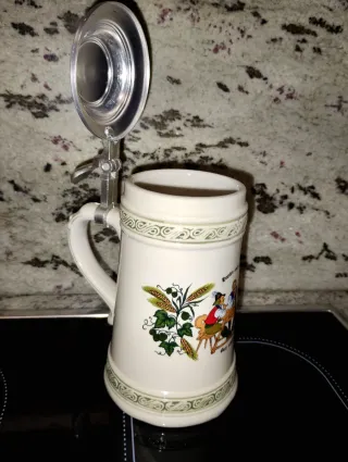 Jarra Cerveza Alemana 1/2L Cerámica Metal