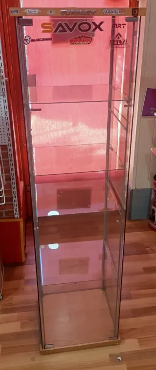 Mobiliario de tienda expositor