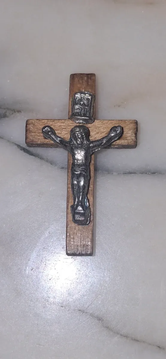 Piccolo crocifisso 3 cm