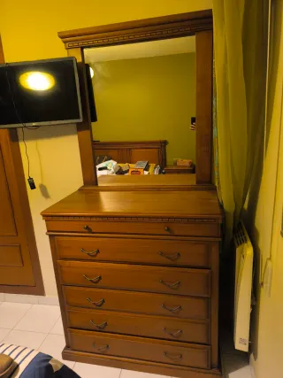 Mueble, espejo, mesitas, cabecero