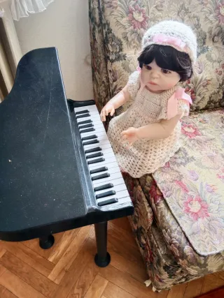 Muñeca Reborn Piano Música Única