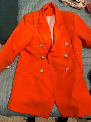 Americana naranja doble botonadura