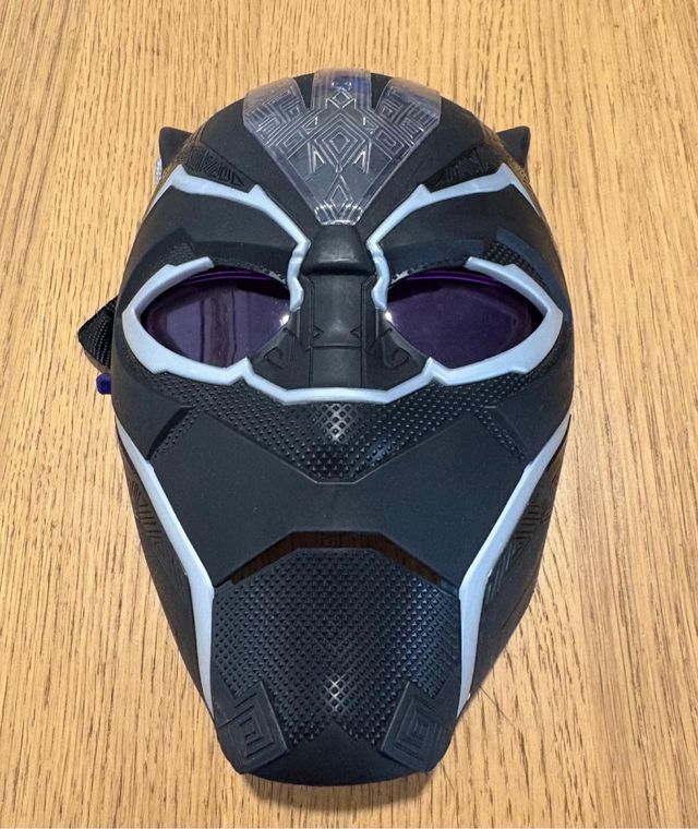 Máscara y Garras Black Panther de Marvel