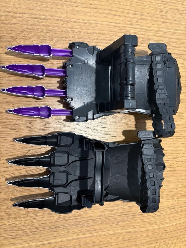 Máscara y Garras Black Panther de Marvel