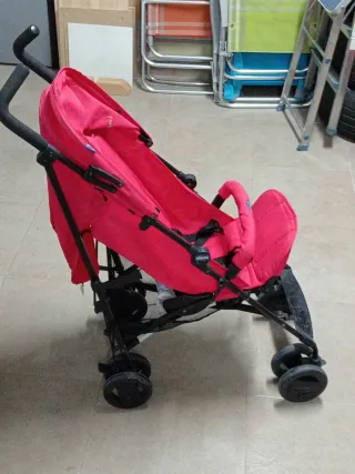 Silla de paseo Chicco roja
