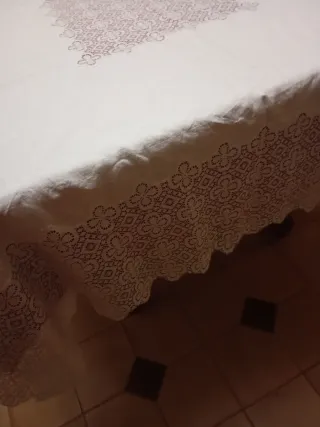Mantelería Lino con impresionante encaje de calais