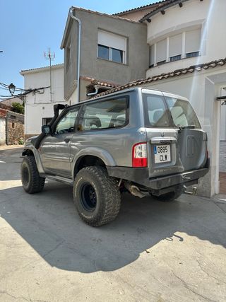 Nissan Patrol GR Y61 2003