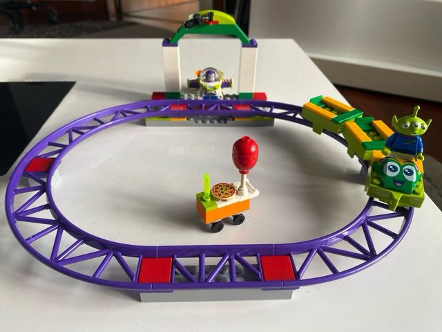 LEGO Toy Story 4 Tren de la Feria 10771