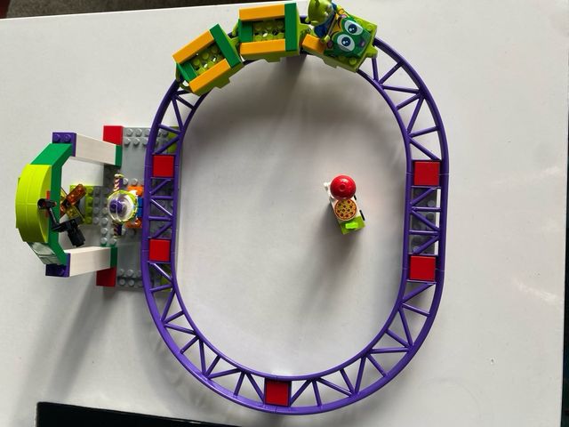 LEGO Toy Story 4 Tren de la Feria 10771