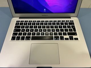 MacBook Air 13” (2017)