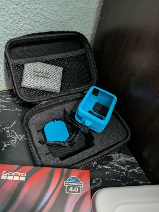​¡GoPro HERO10 Black Como Nueva! Kit Completo