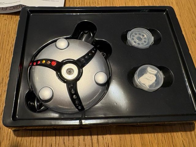 Zorbi Magic Flying Saucer Marvin's Magic