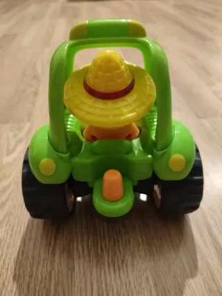 Tractor de juguete con remolque con luces