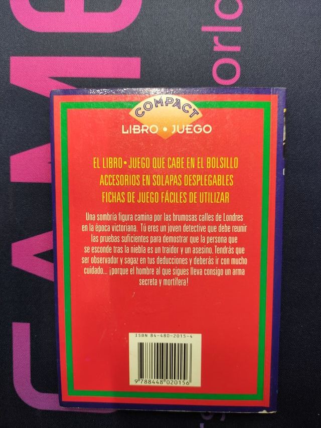 Pasos en la niebla Compact 8