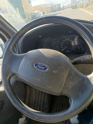 Ford Transit 2001