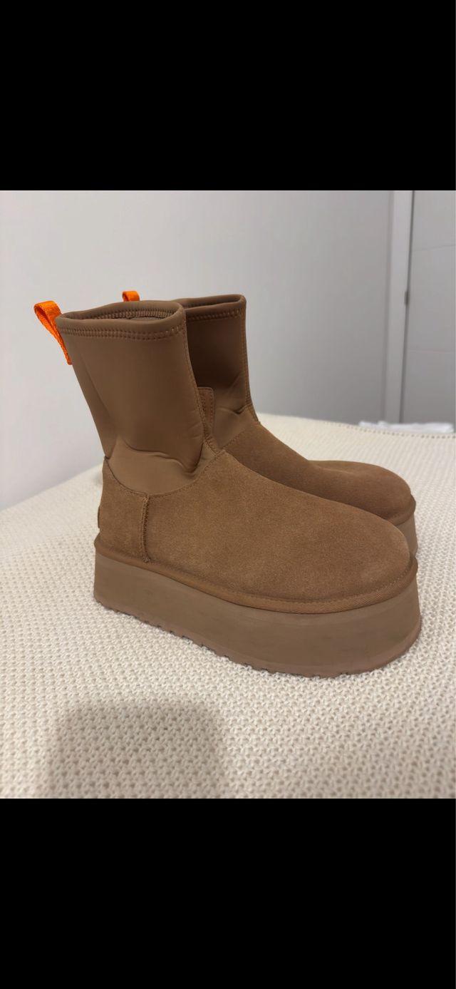 Botas UGG Classic Dipper Marrones
