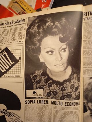 Revista italiana Oggi Falida Loren Bosé 1968