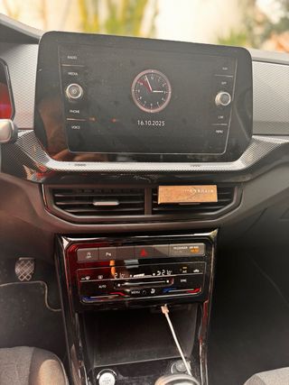 Volkswagen T-Cross 2024