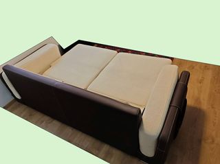 Sofá 2 plazas beige y marrón