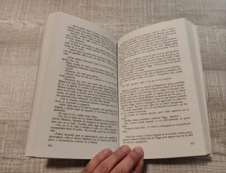 Lote 2 libros: El poder del dinero y Amiga mortal.