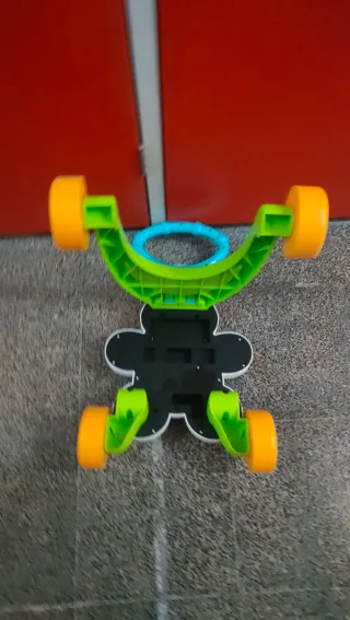 Andador correpasillos Cebra Fisher Price