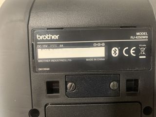 Impresora etiquetadora móvil Brother RJ-4250WB
