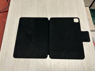 Funda magnética urbana iPad Pro 11”