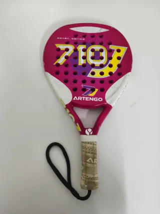 Pala de pádel Artengo 7107 y funda Dunlop