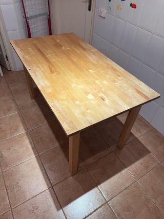 Tavolo in legno Ikea Norden modello vintage