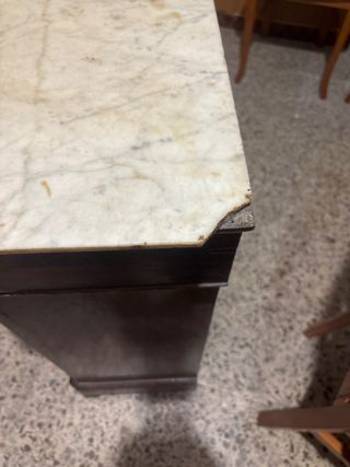 Mueble antiguo madera maciza con mármol