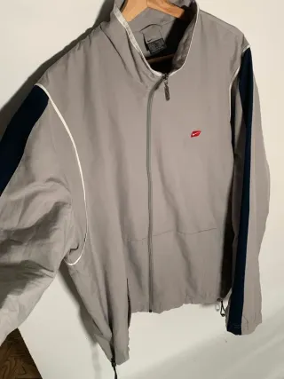 Sudadera Nike vintage, chaqueta retro Y2K gris