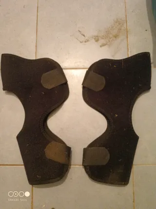 Protectores de corvejones para caballos