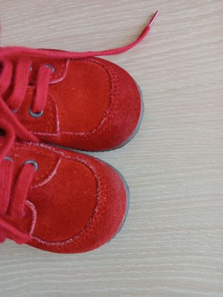 Scarponcini rossi n. 20