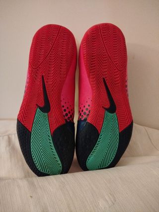 Zapatillas fútbol sala, Nike, talla 42'5