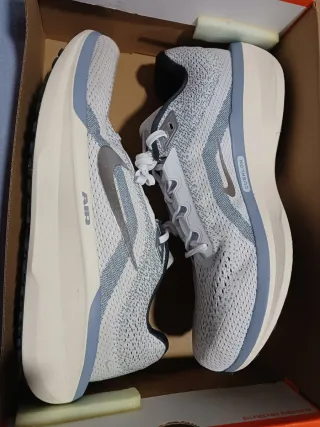 Nike Winflo 11 Gris/Blanco