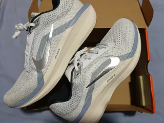 Nike Winflo 11 Gris/Blanco