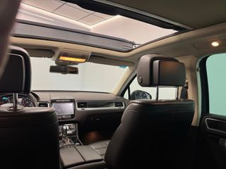 Volkswagen Touareg 2014 full model