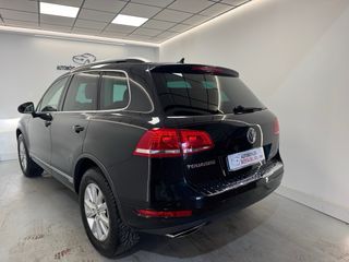 Volkswagen Touareg 2014 full model